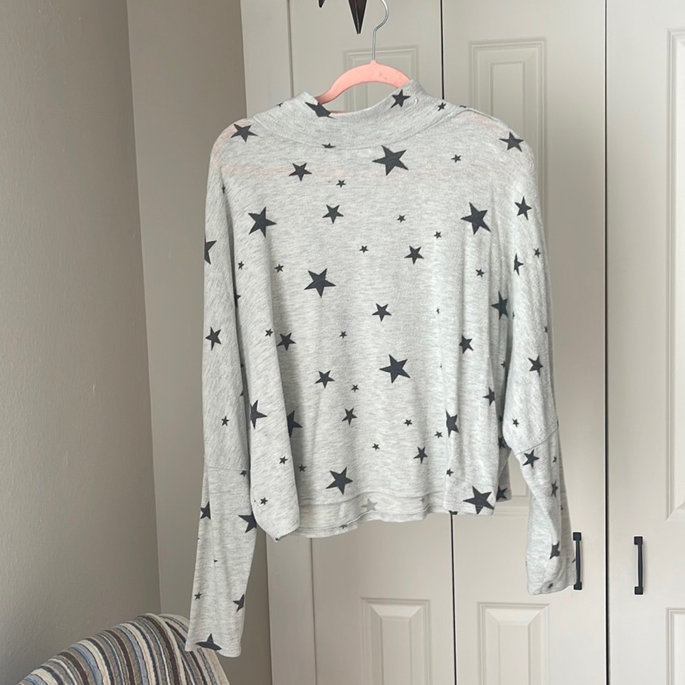 LONG SLEEVE SWEATER